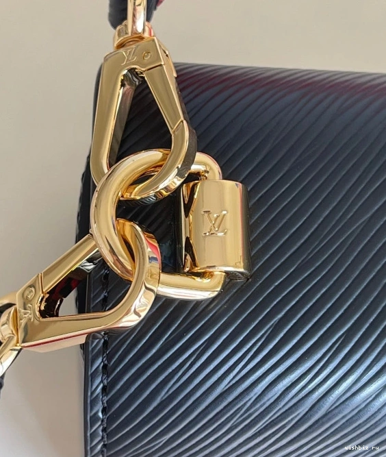 WIS VUITTON TWIST MM LOUIS 0813